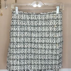 Tweed mini skirt